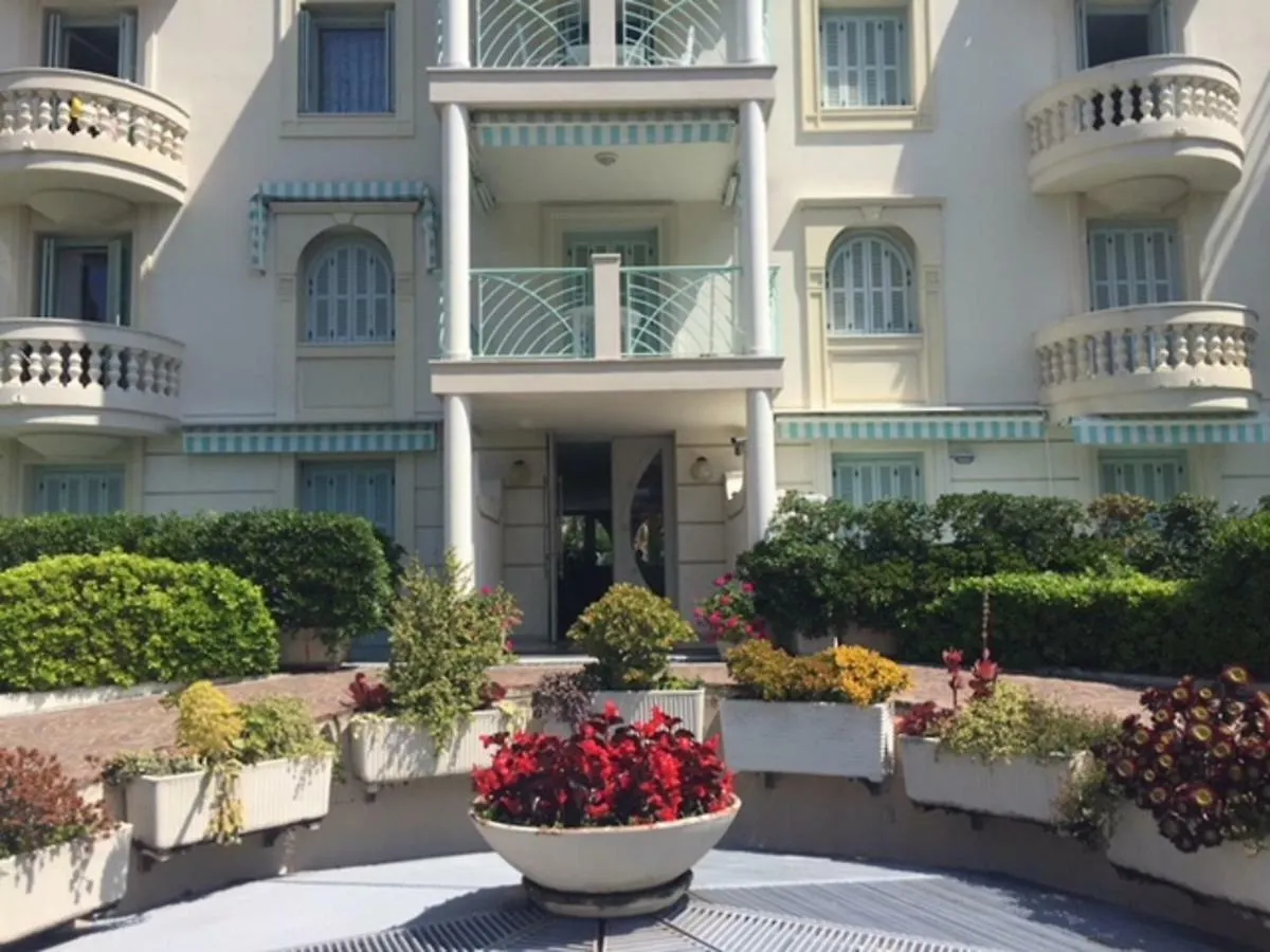 Enrico'S Home Bordighera 0*,